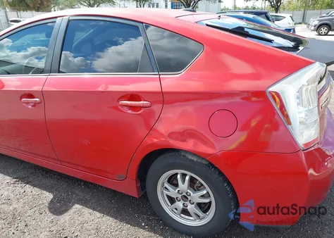2010 Toyota Prius Iii z USA, uszkodzony, nr VIN JTDKN3DU9A5178549